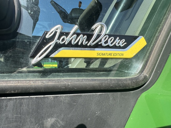 2022 John Deere 8R 410 Tractor