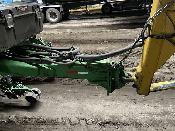 2011 John Deere DB80 Planter