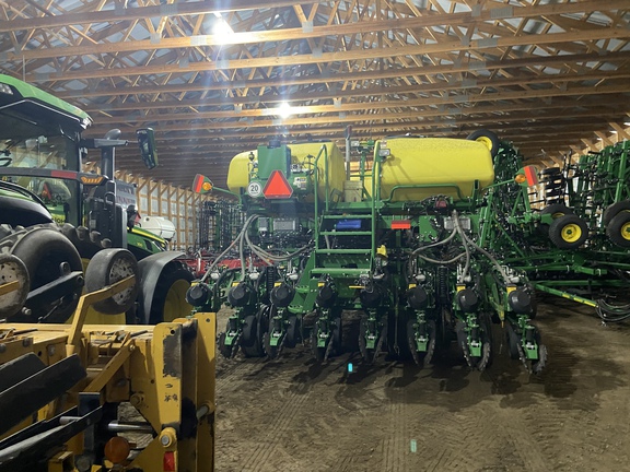 2021 John Deere DB44 Planter