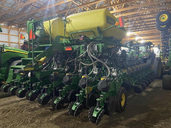 2021 John Deere DB44 Planter