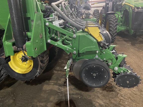 2021 John Deere DB44 Planter