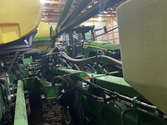 2021 John Deere DB44 Planter