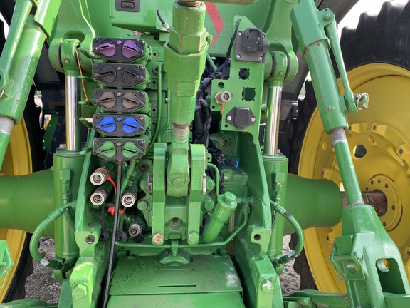 2018 John Deere 8320R Tractor