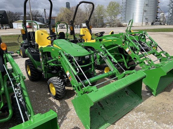 2021 John Deere 1025R Tractor Compact