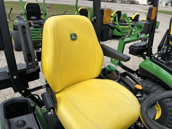 2021 John Deere 1025R Tractor Compact