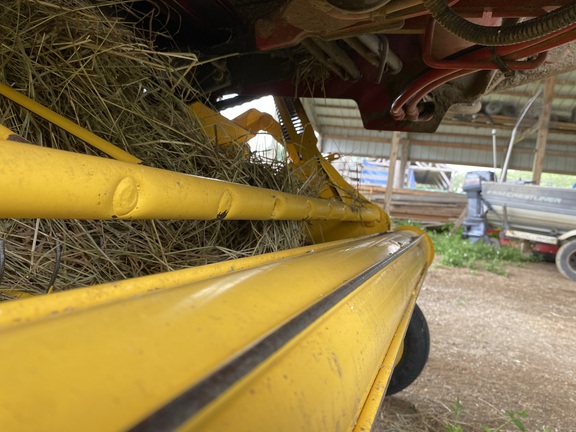 2016 New Holland Rollbelt 460 Baler/Round