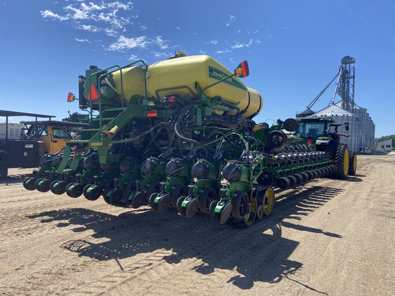 2019 John Deere DB66 Planter