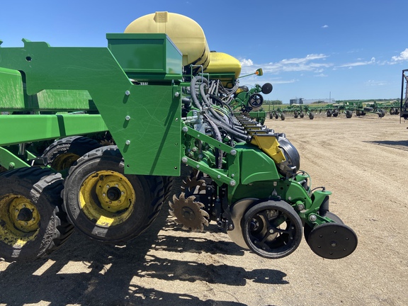 2019 John Deere DB66 Planter