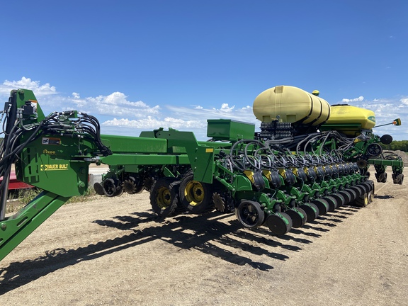 2019 John Deere DB66 Planter