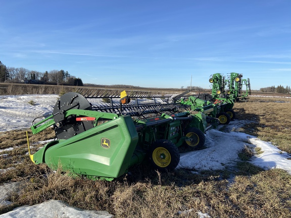 2023 John Deere HD40F Header Combine