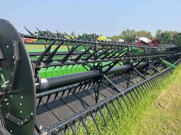 2023 John Deere HD40F Header Combine