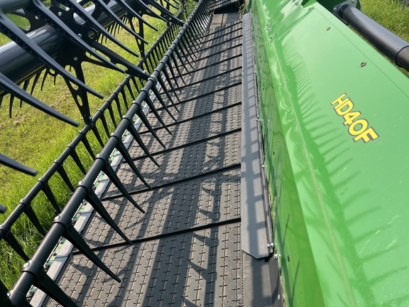 2023 John Deere HD40F Header Combine