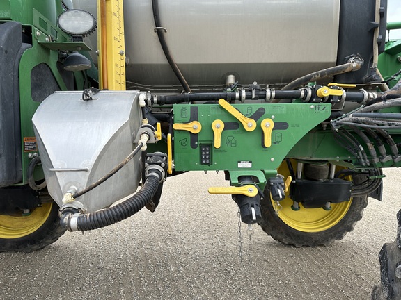 2019 John Deere R4038 Sprayer/High Clearance