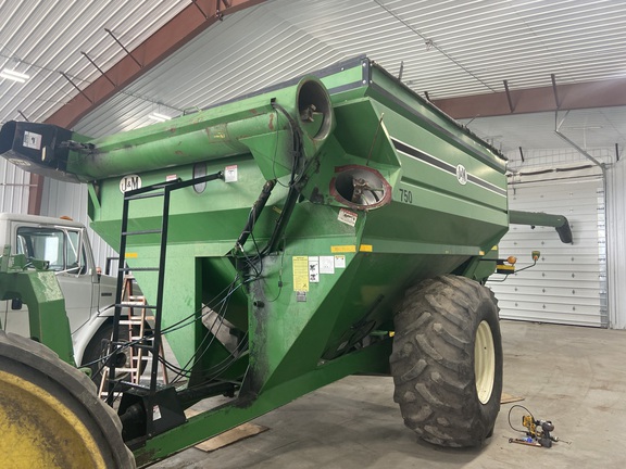 J&M 750 Grain Cart