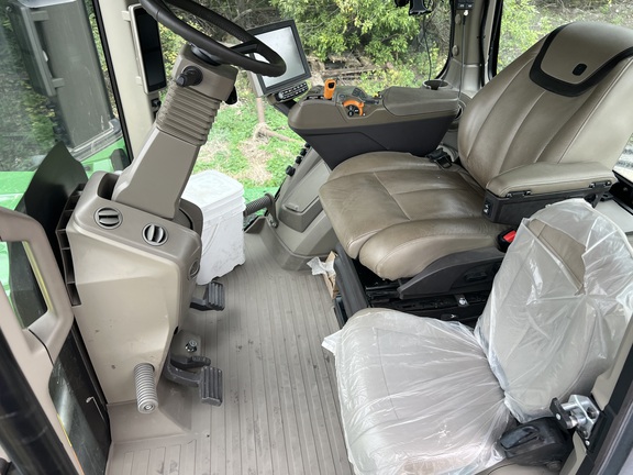 2022 John Deere 9RX 590 Tractor Rubber Track