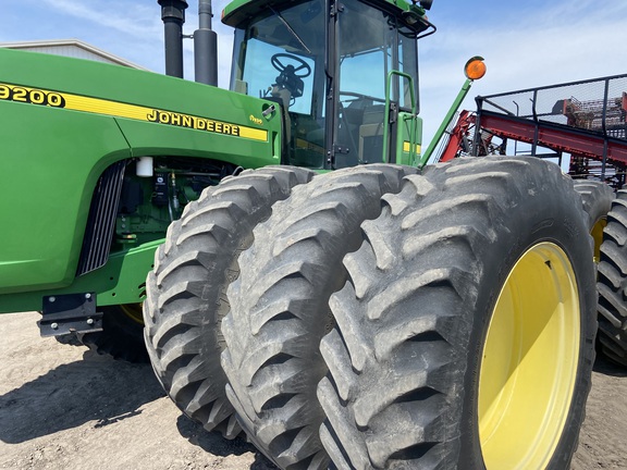 1998 John Deere 9200 Tractor 4WD