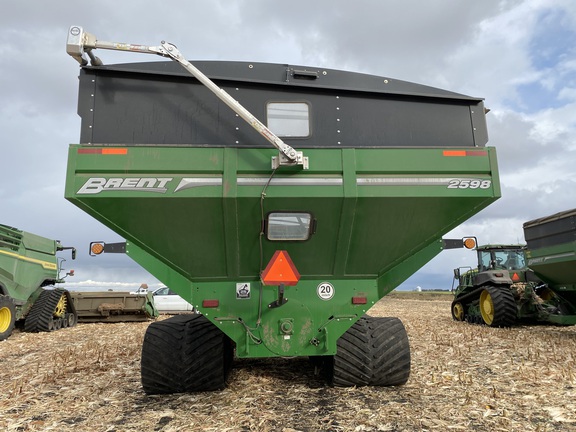 2023 Unverferth 2598 Grain Cart