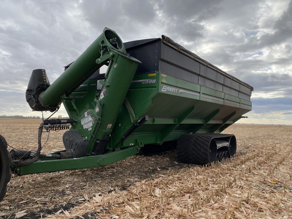 2023 Unverferth 2598 Grain Cart