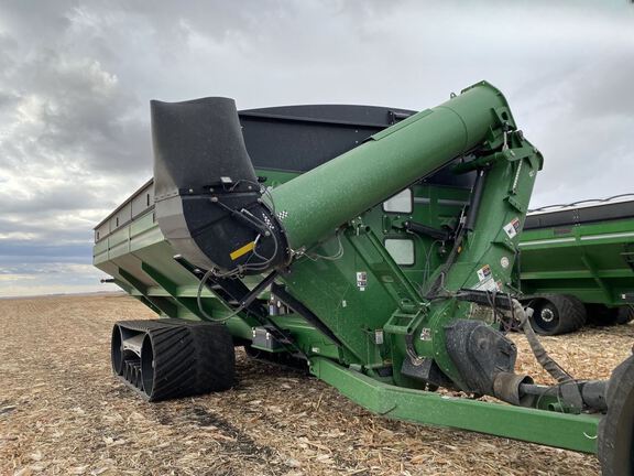 2023 Brent 2598 Grain Cart