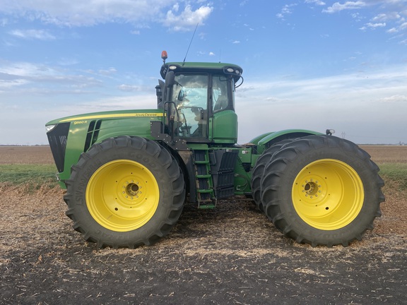 2012 John Deere 9560R Tractor 4WD