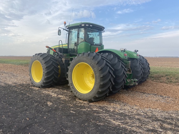 2012 John Deere 9560R Tractor 4WD