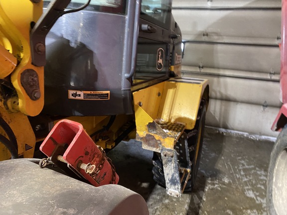 2013 John Deere 324J Compact Utility Loader