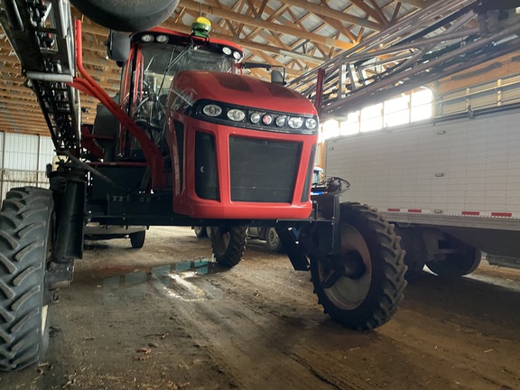 2013 Apache AS1020 Sprayer/High Clearance