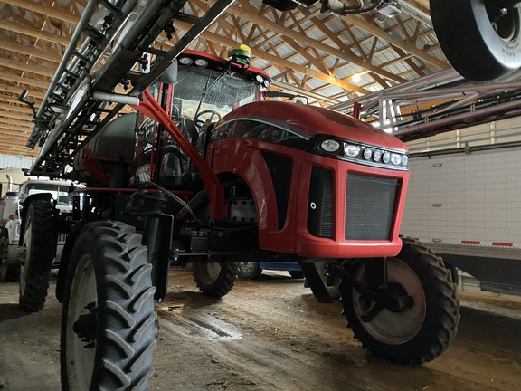 2013 Apache AS1020 Sprayer/High Clearance