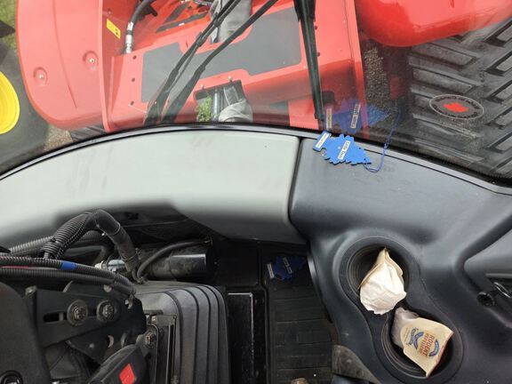 2019 Versatile 570DT Tractor Rubber Track