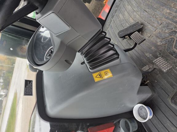 2019 Versatile 570DT Tractor Rubber Track