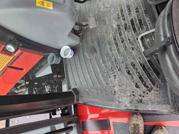 2019 Versatile 570DT Tractor Rubber Track