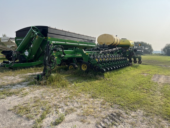 2019 John Deere DB66 Planter