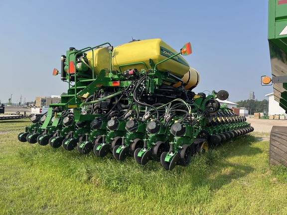 2019 John Deere DB66 Planter