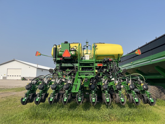 2019 John Deere DB66 Planter