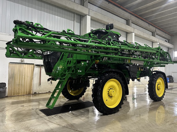 2025 John Deere 412R Sprayer/High Clearance