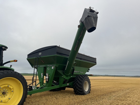 2013 Brent 1082 Grain Cart
