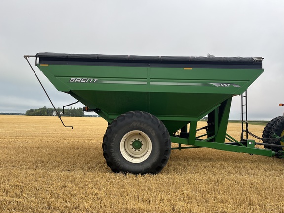 2013 Brent 1082 Grain Cart
