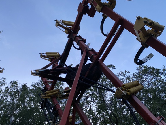 2004 Bourgault 9800-36 Chisel Plow