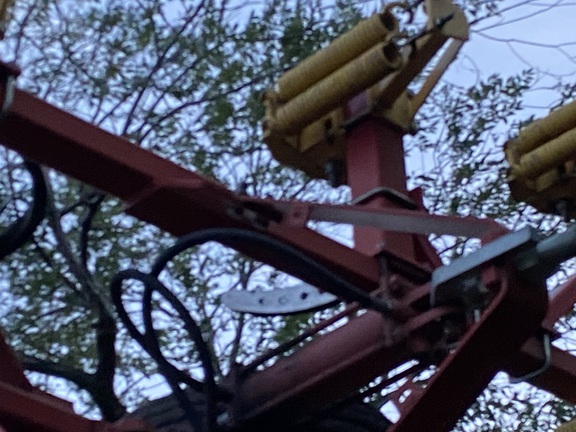 2004 Bourgault 9800-36 Chisel Plow