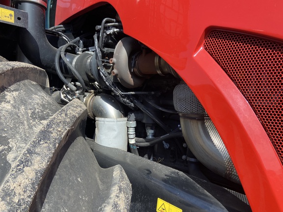 2022 Versatile 580 Tractor 4WD