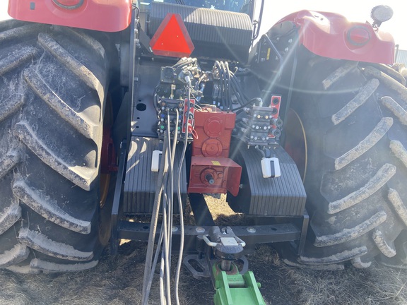 2022 Versatile 580 Tractor 4WD