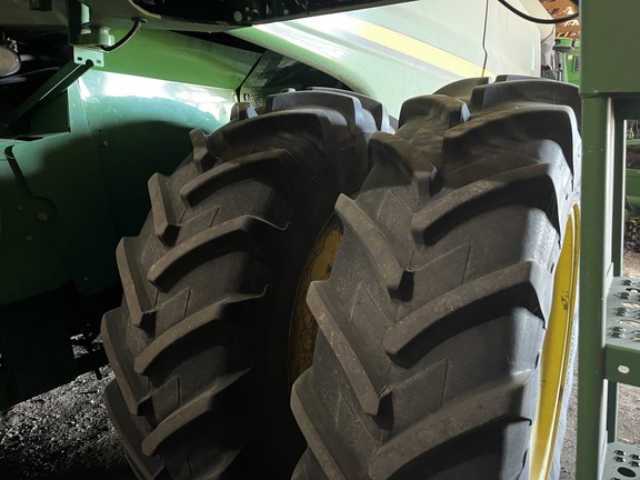 2010 John Deere 9770 STS Combine