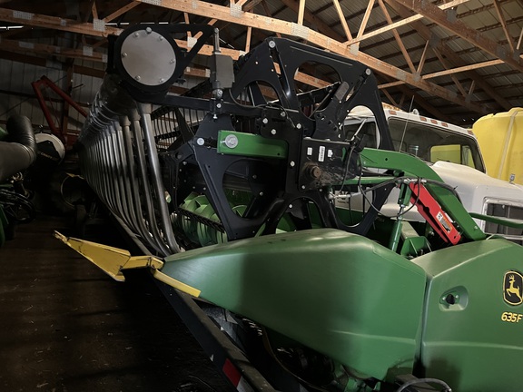 2020 John Deere 635F Header Combine