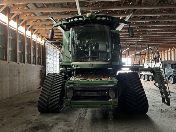 2020 John Deere S780 Combine