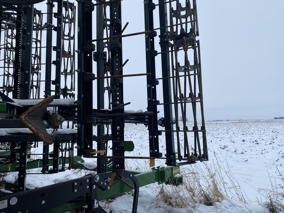 2025 John Deere 2230FH Field Cultivator