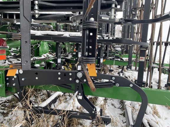 2025 John Deere 2230FH Field Cultivator