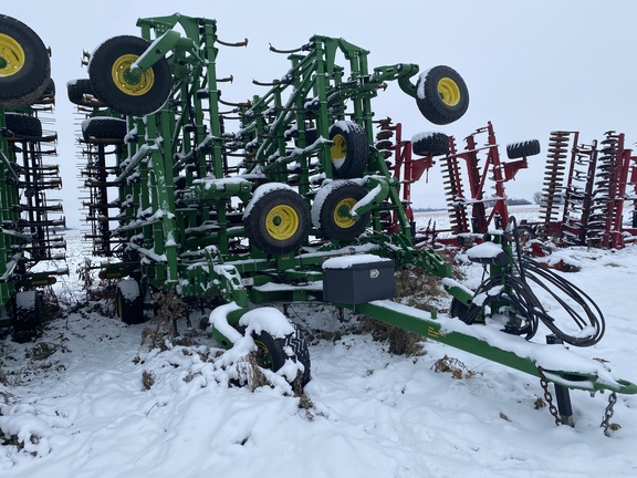 2025 John Deere 2230FH Field Cultivator