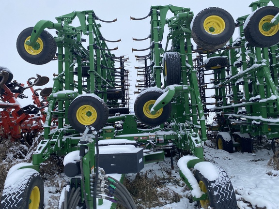 2025 John Deere 2230FH Field Cultivator