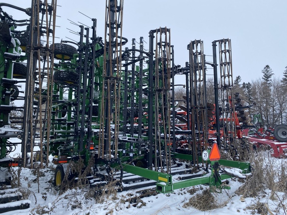 2025 John Deere 2230FH Field Cultivator