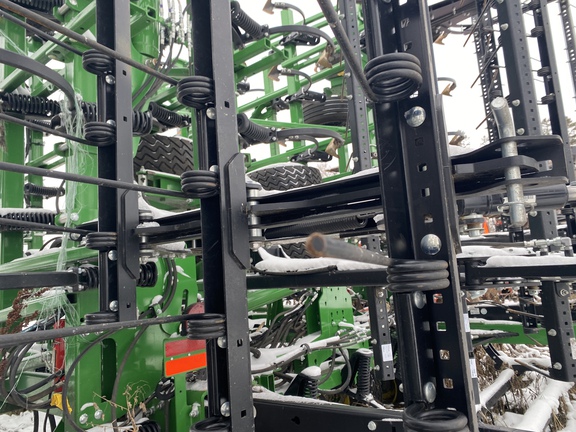 2025 John Deere 2230FH Field Cultivator